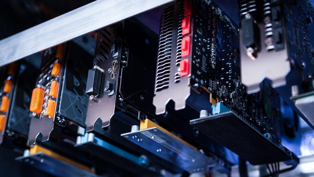 What is the difference between GPU and VRAM temperatures?